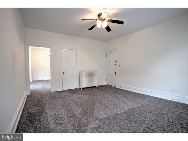 Building Photo - 2423 Fairview Ave