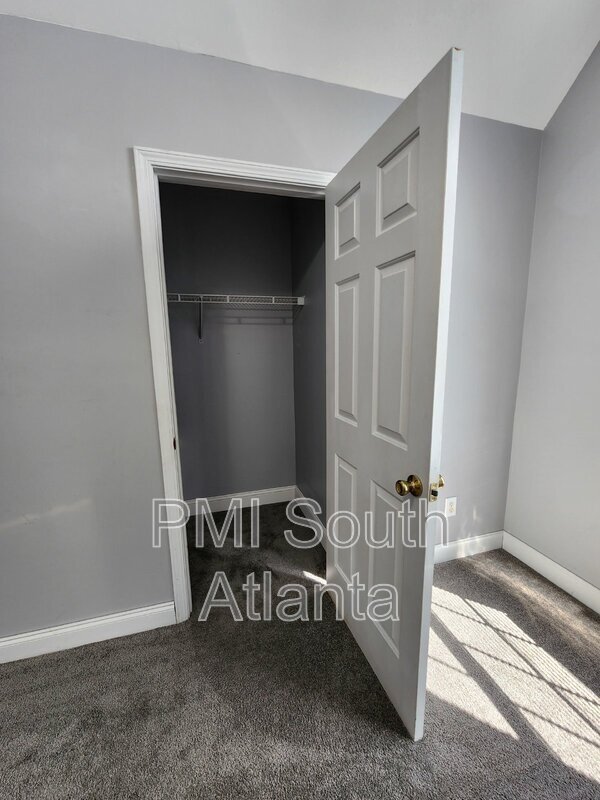 Building Photo - 2085 Winding Crossing Trail