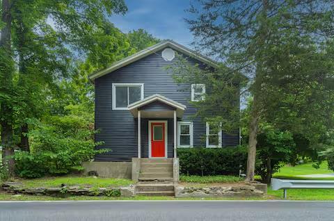 Primary Photo - 269 Pancake Hollow Rd