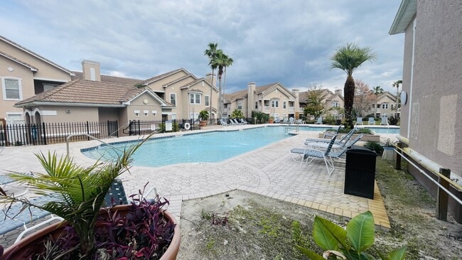 Building Photo - 17952 Villa Creek Dr