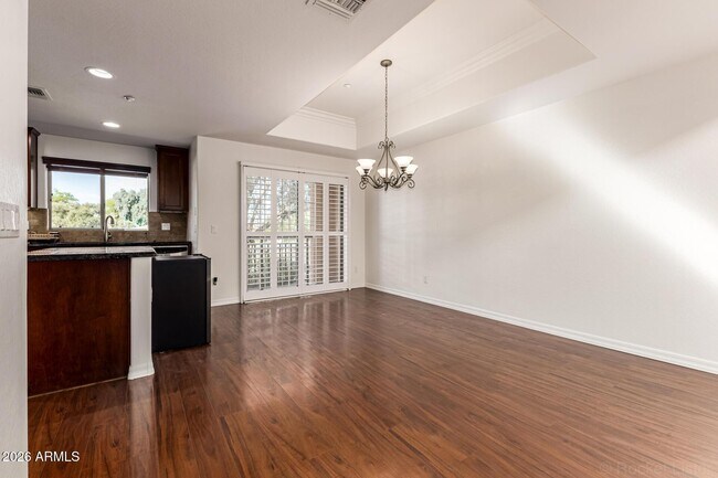 Building Photo - 6940 E Cochise Rd