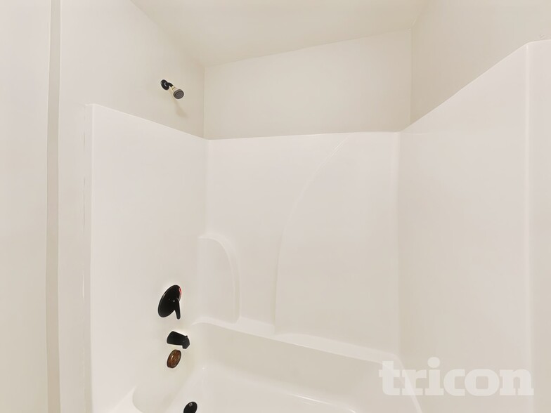 Building Photo - 544 Georgia Cir