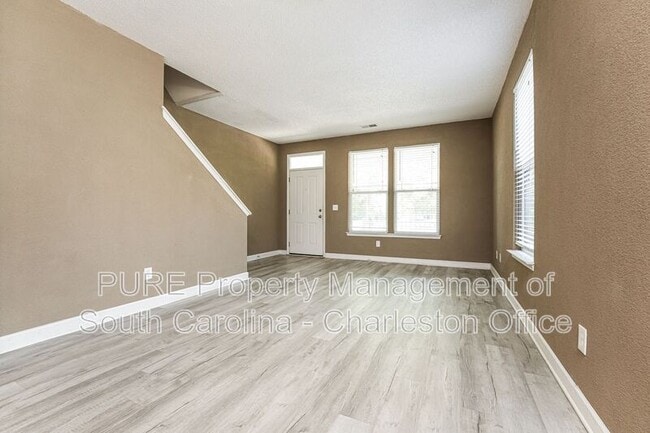 Building Photo - 3891 Four Poles Park Dr
