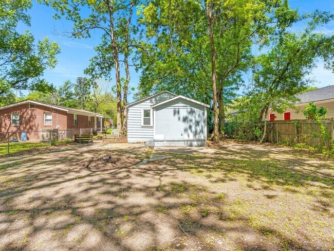 Building Photo - 3 Bedroom Single Family Home in Hanahan