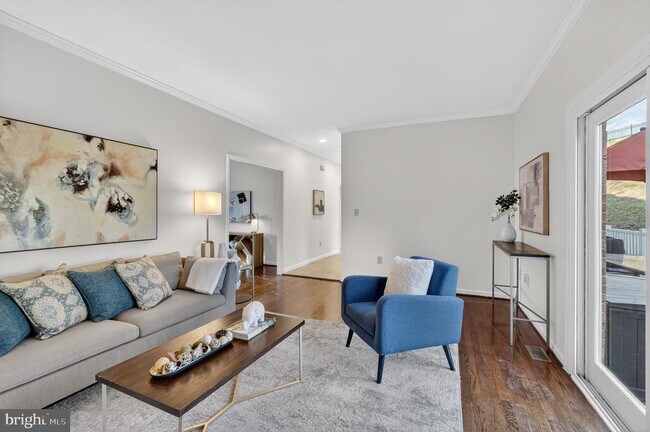 Building Photo - 1905 47th St NW