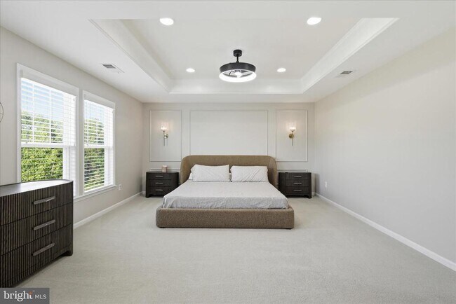 Building Photo - 42522 Stratford Landing Dr