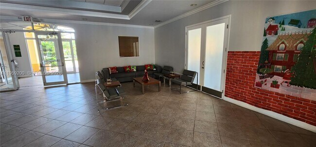 Building Photo - 7360 NW 114th Ave