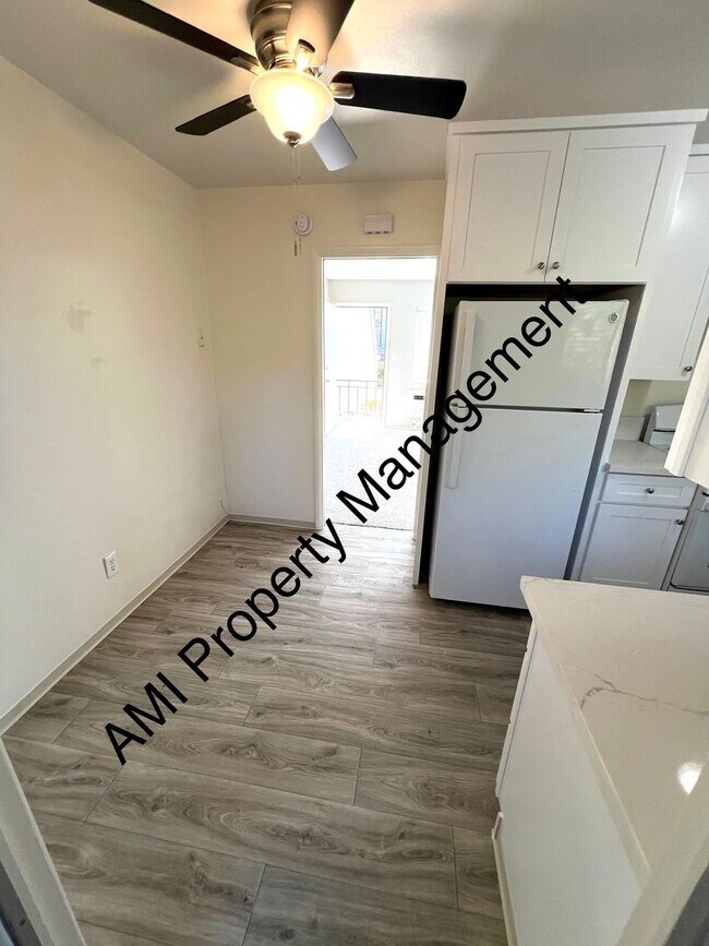Building Photo - Move in Special!! $500 off 1st Month's Rent!!
