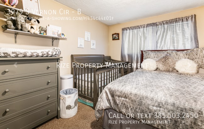 Building Photo - 3979 Vernon Cir