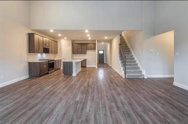 Building Photo - 404 Dempsey Dr