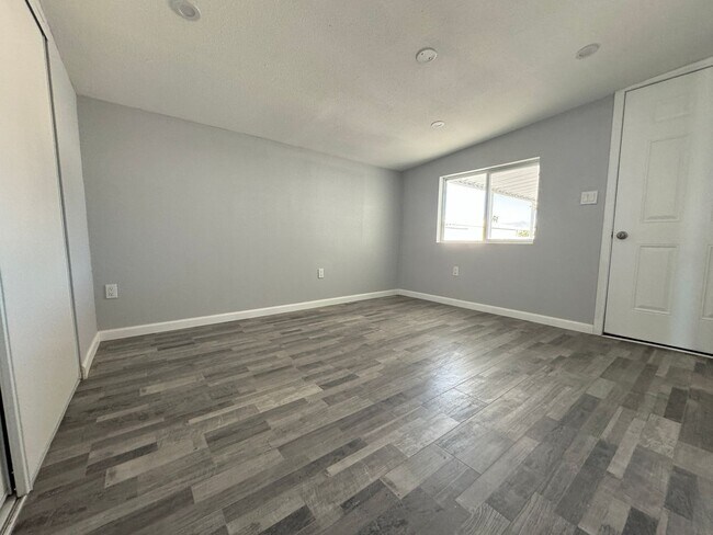Building Photo - 32567 Southern Hills Ave