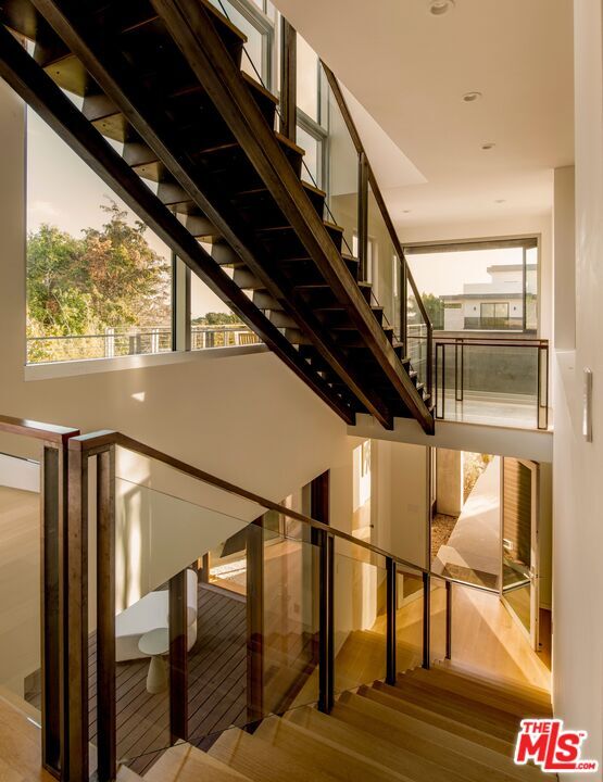 Building Photo - 3218 Maplewood Ave