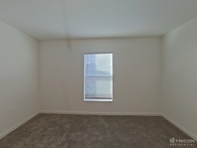 Building Photo - 34028 Sky Blossom Cir