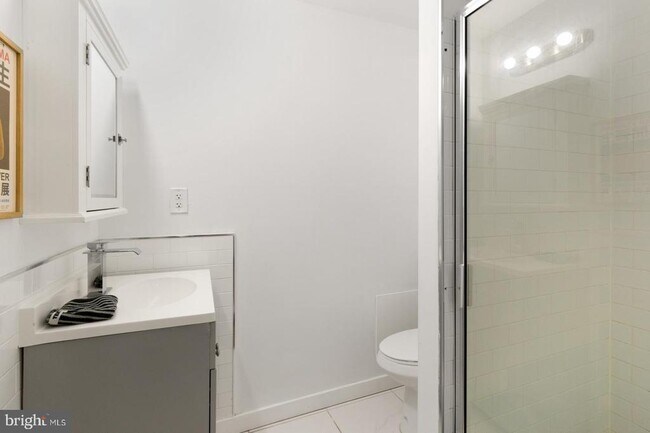 Building Photo - 2322 Wilder St