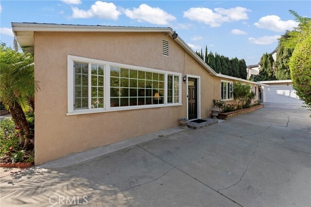 Building Photo - 2423 San Pasqual St
