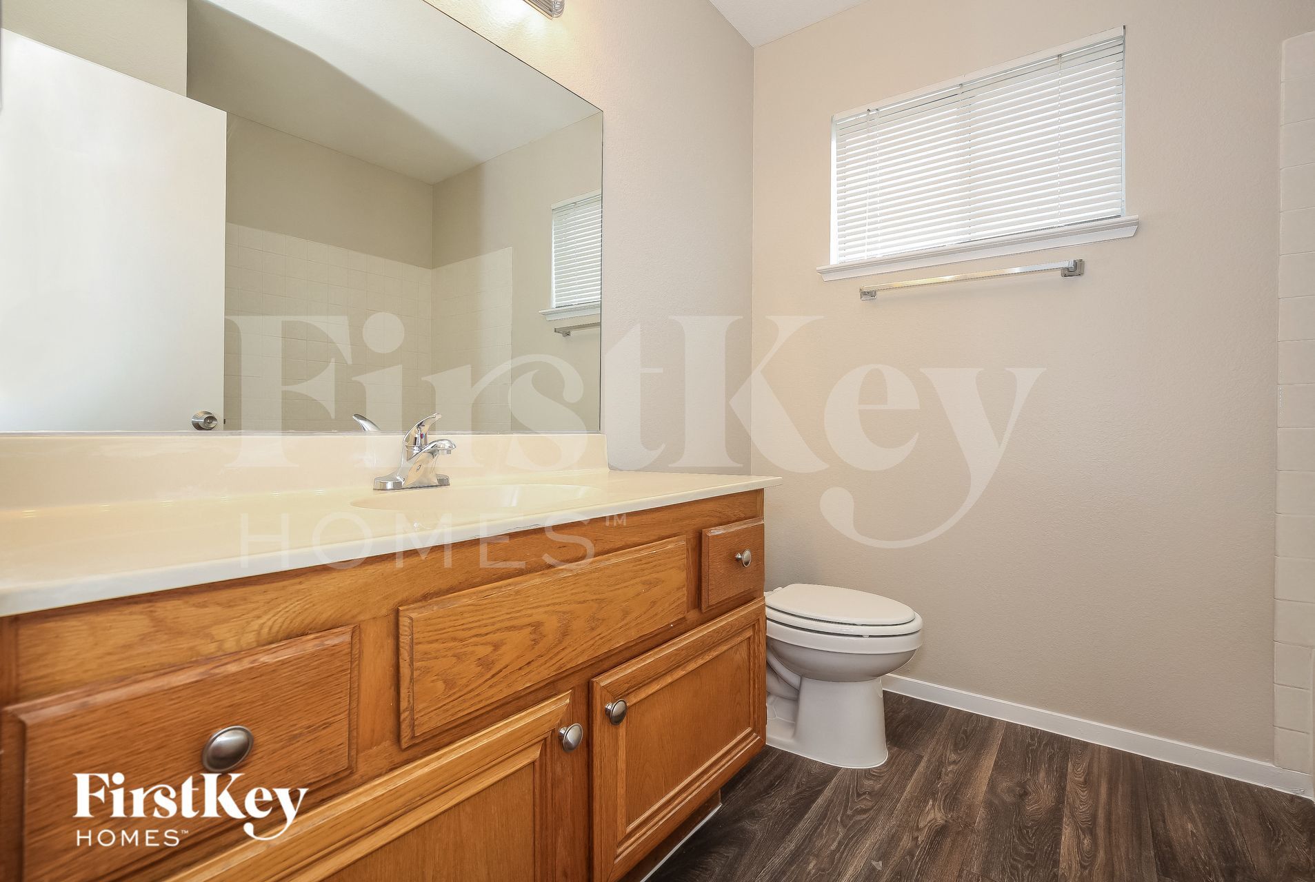 Building Photo - 6533 Chilton Ct