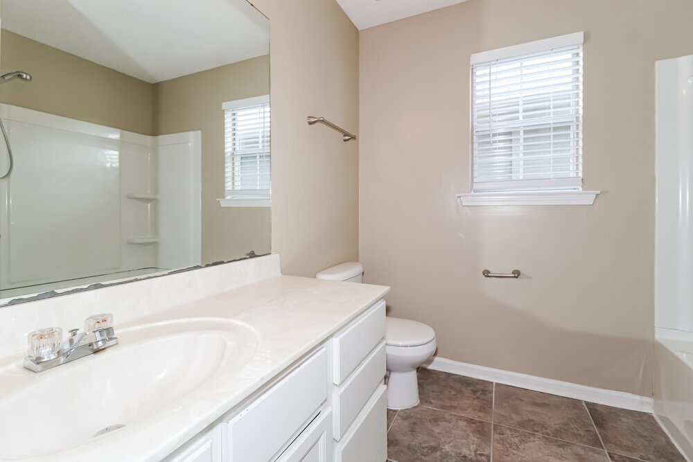 Building Photo - 1033 Cordova Ridge Pl