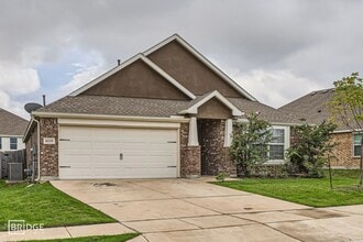 Building Photo - 6129 Fall Creek Ln