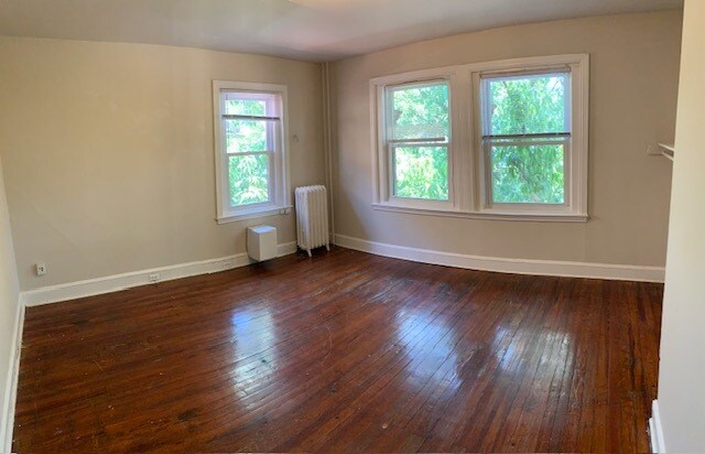 Building Photo - 332 S 43rd St