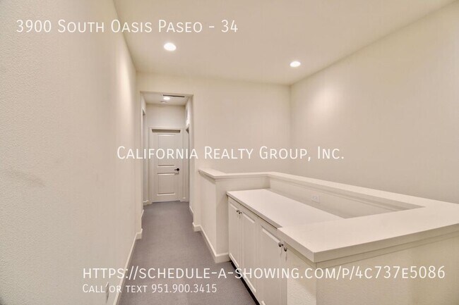 Building Photo - 3900 S Oasis Paseo