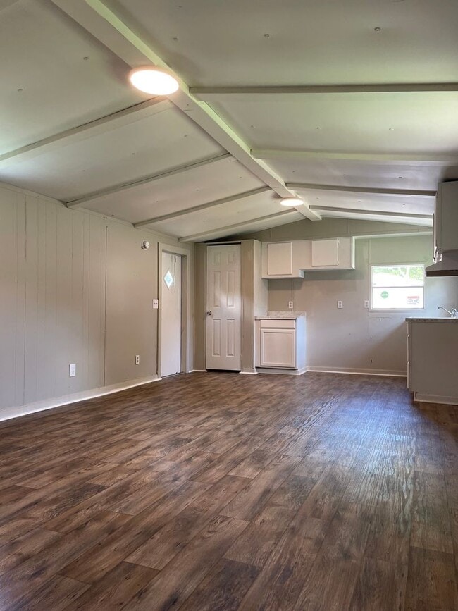 Building Photo - 122 Holly Vista Ln
