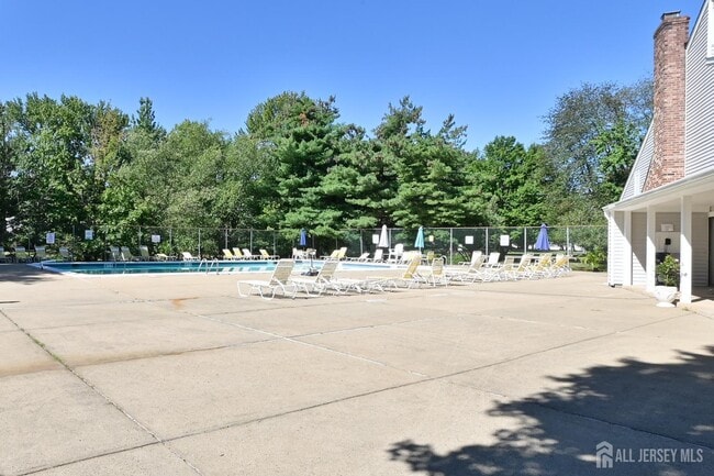 Building Photo - 32 Lafayette Ct