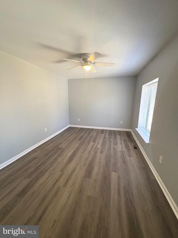 Building Photo - 108 Aspen Ct