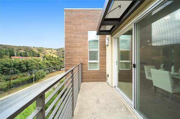 Building Photo - 2768 Wright Ln