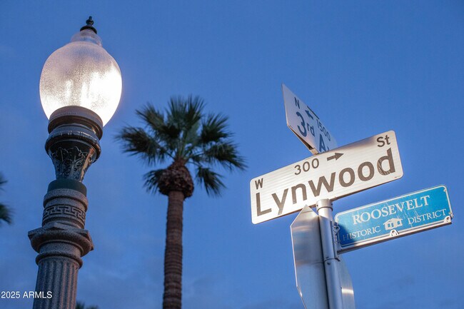 Building Photo - 69 W Lynwood St