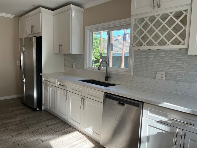 Building Photo - 41 Grace Ter