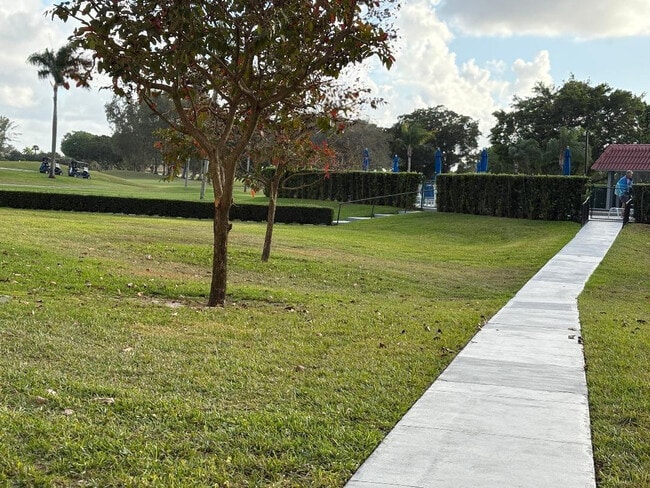 Building Photo - 8900 Washington St