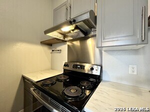 Building Photo - 506 W Drexel Ave