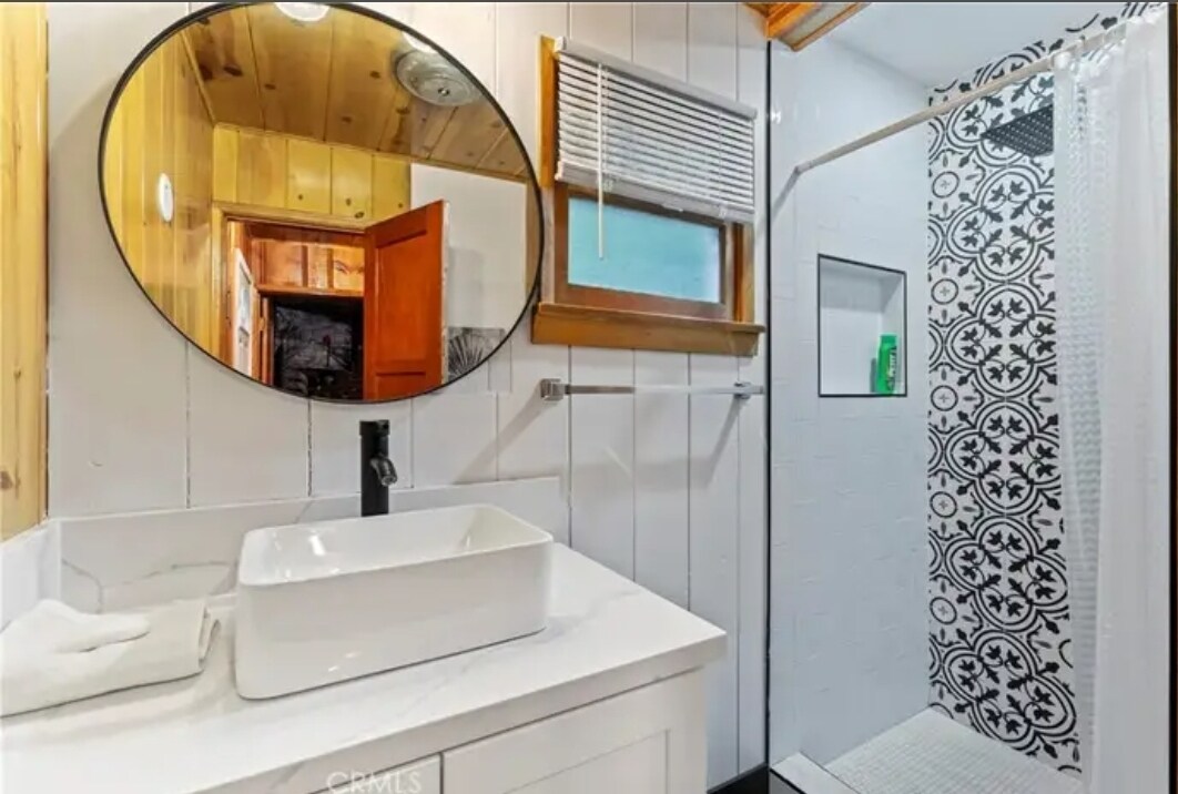 Building Photo - 26776 CA-189