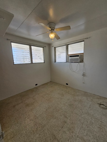 Building Photo - 2064 Young St