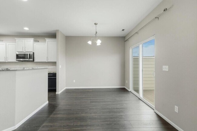 Building Photo - 5649 Saint Patrick View