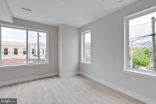 Building Photo - 1601 S 22nd St