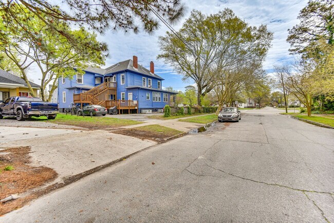 Building Photo - 9501 Granby St