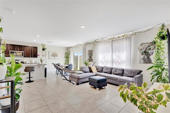 Building Photo - 831 Turner Ln