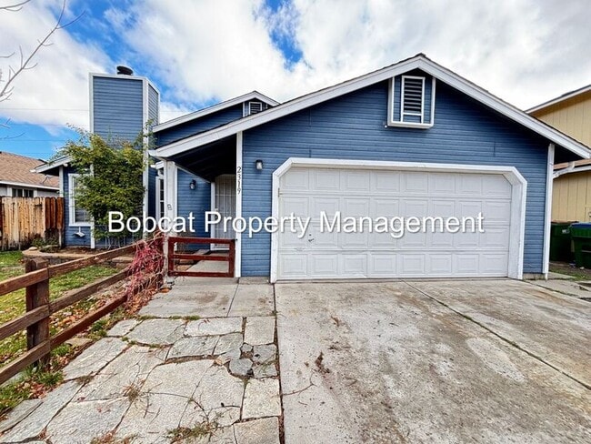 Primary Photo - 2319 Blue Haven Ln