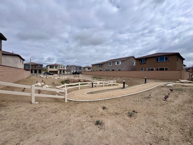 Building Photo - Welcome to Your Brand New 3 Bedroom Solar Home in the Gated Willow Springs Community of Murrieta!