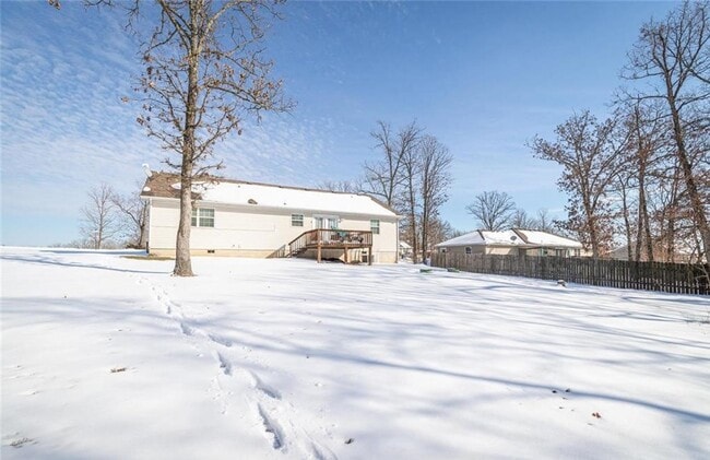 Building Photo - Beautiful 3 Bedroom, 2 Bathroom Home in No...