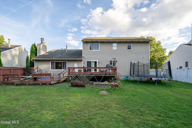 Building Photo - 31 Berkshire Dr