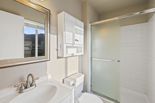Building Photo - Convenient, Comfortable, and Close to Fort Carson and I-25! – 3BR Tri-Level in Colorado Springs!