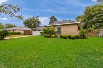 Building Photo - 6602 Indian Lake Dr