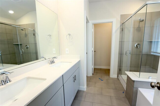 Building Photo - 1435 Waggoner Rnch Trl