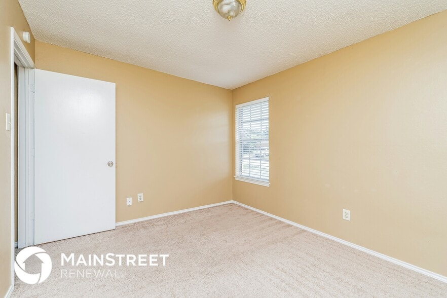 Building Photo - 4119 Gentle Springs Dr