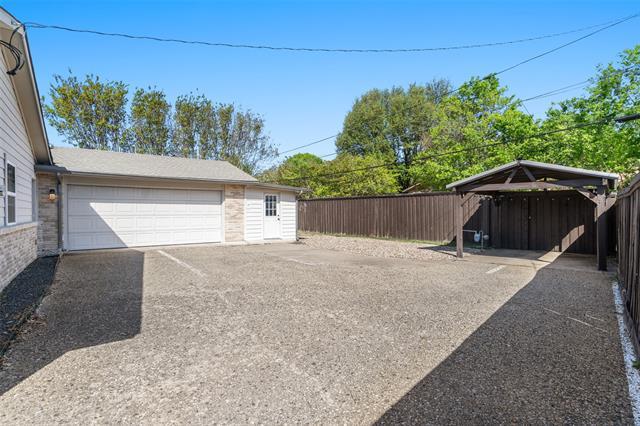 Building Photo - 12455 High Meadow Dr