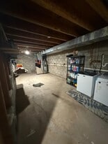 Building Photo - 427 Lackland Ave