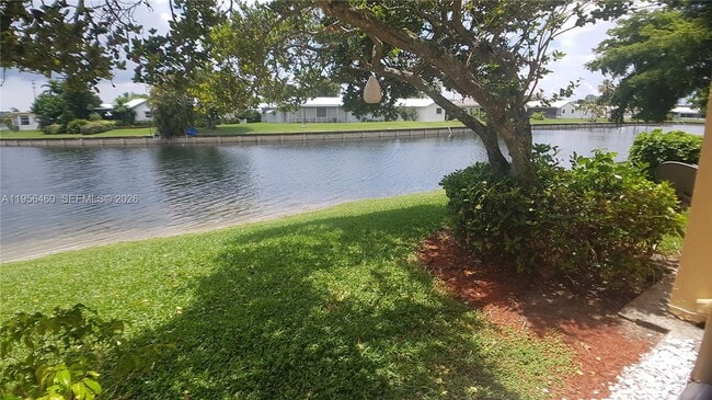 Building Photo - 7640 Westwood Dr