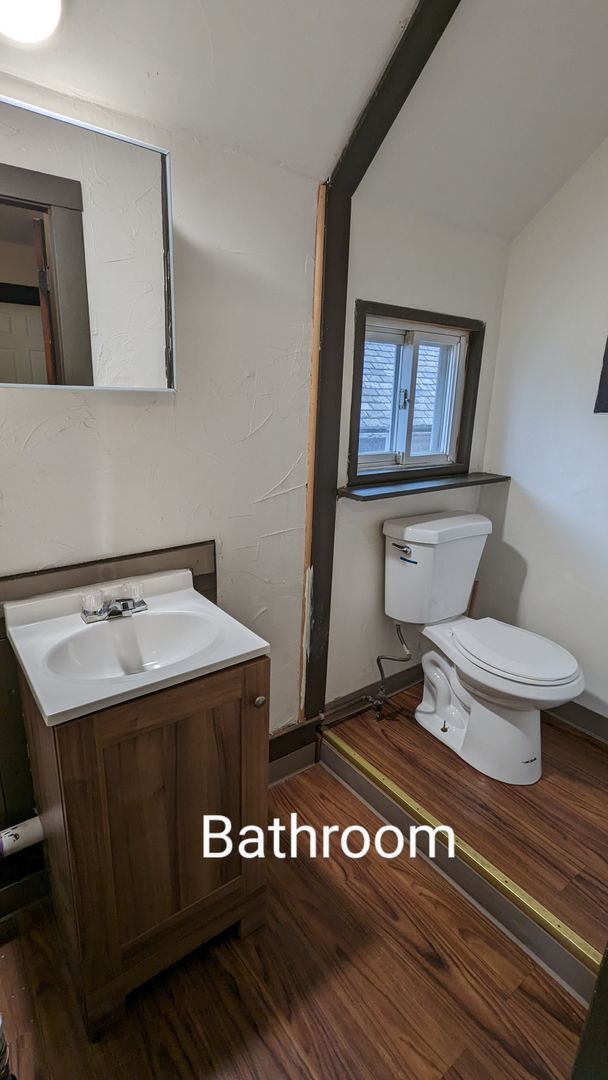 Building Photo - 2146 W 81st St